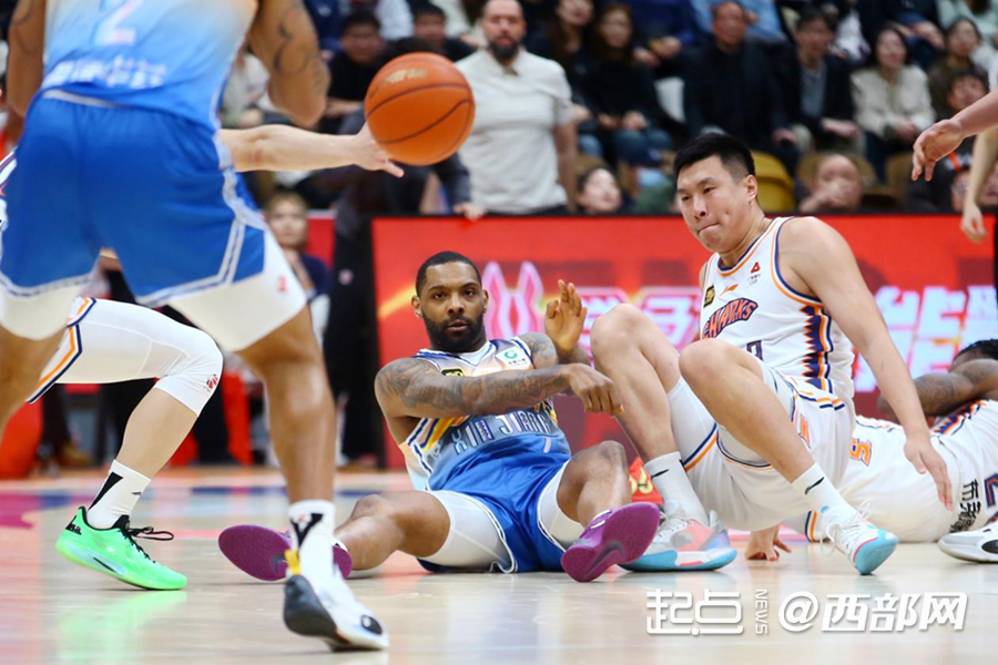 集结日上海久事篮板制胜：NBA季后赛节点到来；态度坚定；年轻球员得到机会的简单介绍