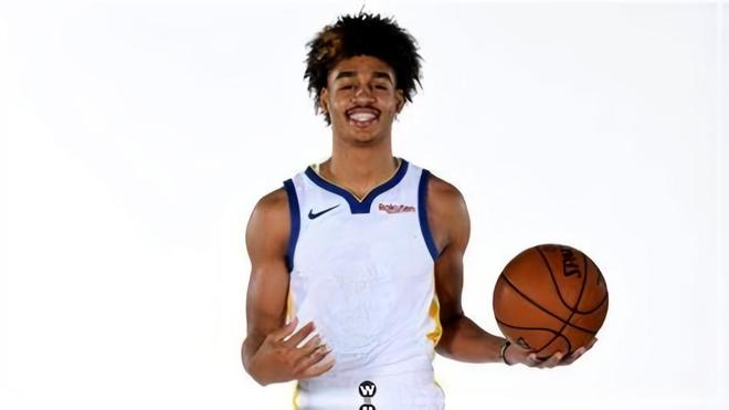 包含赛地聚焦——葡超转会期热度飙升，波特兰开拓者队长鼓劲，媒体盛赞，训练强度明显提升的词条